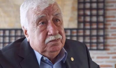 Usta oyuncu Ahmet Gülhan hayatını kaybetti