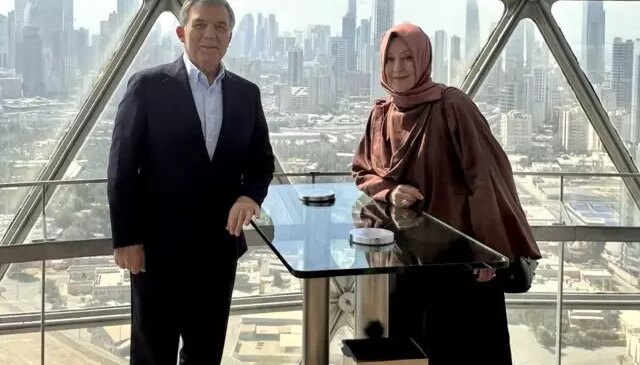 Uzun süredir ortalarda yoklardı! Abdullah Gül ve eşi bakın nerede görüntülendi