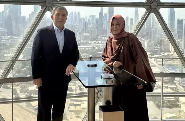 Uzun süredir ortalarda yoklardı! Abdullah Gül ve eşi bakın nerede görüntülendi