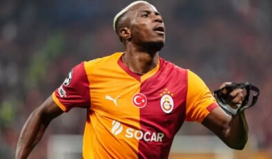 Victor Osimhen, Şampiyonlar Ligi’nde haftanın 11’ine seçildi