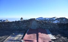 Trabzon-Bayburt sınırında yapılıyor! 3 bin 140 metre rakımda yükselecek