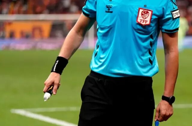 Yasa dışı bahis operasyonunda 4’ü hakem 36 kişi gözaltına alındı