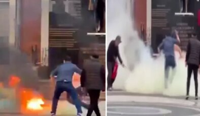 Dehşet anları! Kaymakamlığın önüne geldi, kendini ateşe verdi
