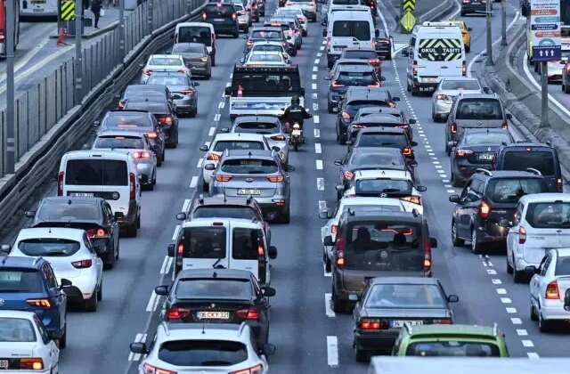 Zorunlu kış lastiği uygulaması yarın başlıyor