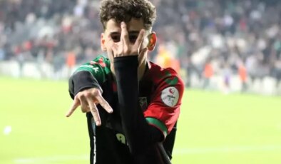 18 yaşındaki Adem Yeşilyurt yeteneğiyle Avrupa’nın transfer gözdesi oldu