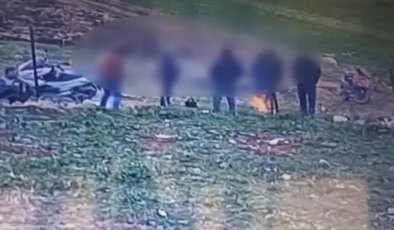 Şehri tedirgin eden görüntü! 6 arkadaş tek tek yere yığıldı