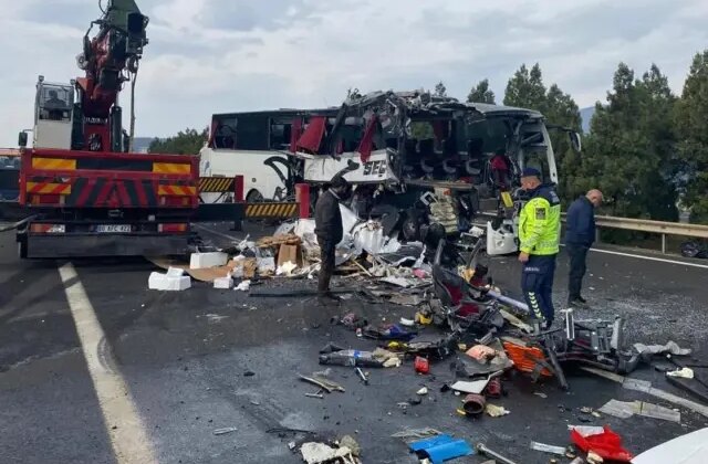 7 kişinin öldüğü katliam gibi kazadan kurtulan yolcudan vahim sözler: Biliyordum…