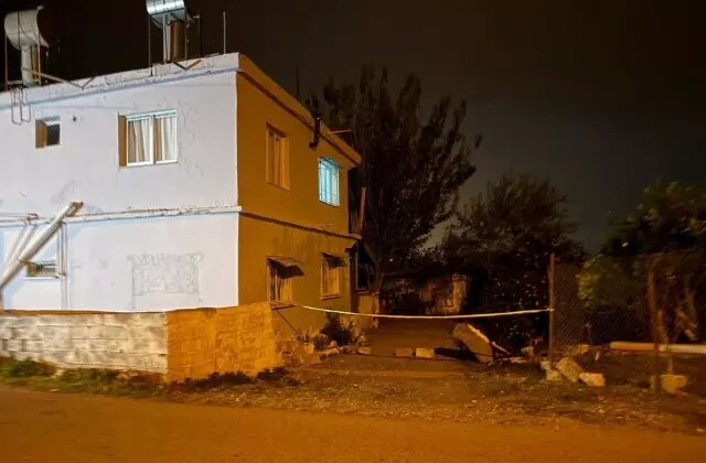 77 yaşındaki adam eşini baltayla öldürüp banyoya gömdü