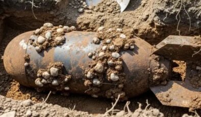 80 yıllık bomba kenti savaş alanına çevirdi