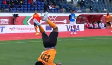 90+1’de gol attı, sevincinde boynunu kırıyordu