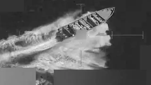 ABD ordusunun Doğu Pasifik’te uyuşturucu yüklü olduğu öne sürülen bir tekneyi vurdu:1 kişi öldü