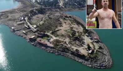 4 gün mühlet verildi, adaya giren polis kaçak yapıları tek tek yıktı