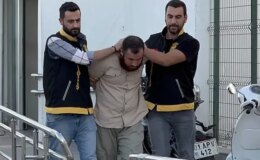 Uykuda ailesini katleden sanık: Bacağıma dinleme cihazı takıldı