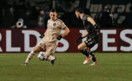 Ajax’tan ilk galibiyet! Önde olan Karabağ son dakikalarda yıkıldı