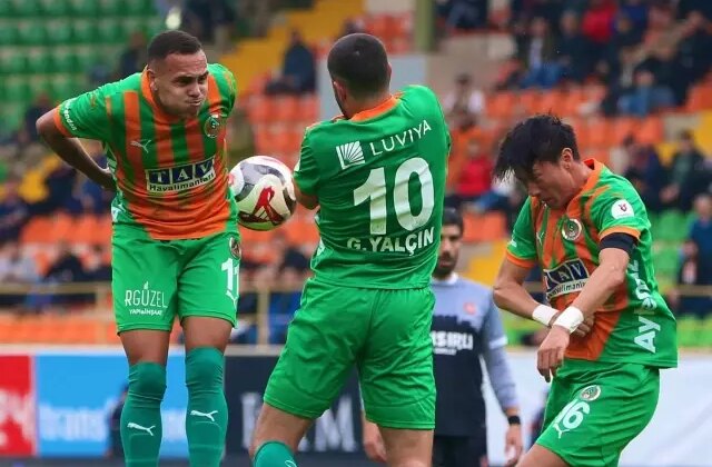 Alanyaspor 7 maç aradan sonra kazandı