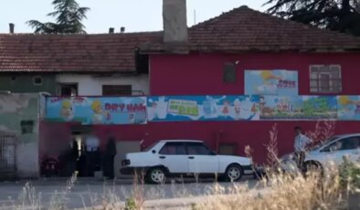 Hayır mağazasında cinsel ilişki karşılığı yardım skandalına 35 yıla kadar hapis talebi