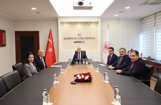 Asgari Ücret Tespit Komisyonu, bugün saat 18.00’de 3. toplantısını yapacak