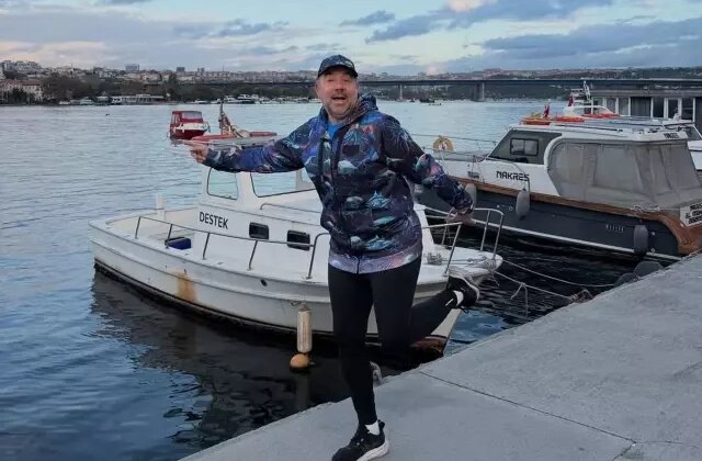 Ata Demirer’den esprili zayıflama tüyosu: İnsanın yaptığı hiçbir şeyi yemiyoruz!