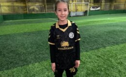 Attığı gollerle büyüleyen 9 yaşındaki Defne’nin büyük hayali Galatasaray’da oynamak