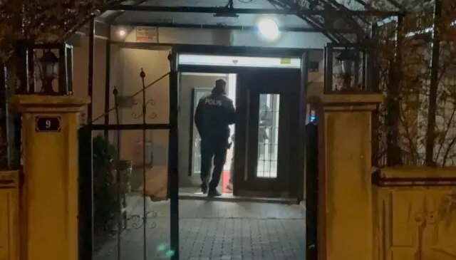 Baba-oğul kavgasında kan aktı! Biri hastanede yaşam savaşı veriyor