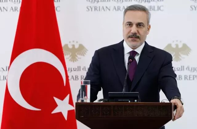 Bakan Fidan konuşurken toplantı yarıda kesildi, gerçek başka çıktı