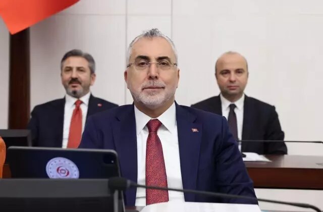 Bakan Işıkhan: Çalışanlarımızı enflasyona ezdirmeyeceğiz