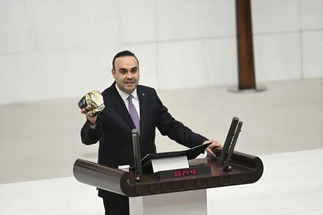 bakan kacir meclis kursusunden milli sensor mihal 19348244 3673 o