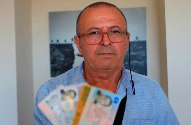 Beş isimle geçen 60 yıl! Kendini bulmak için koca bir ömrü çürüttü