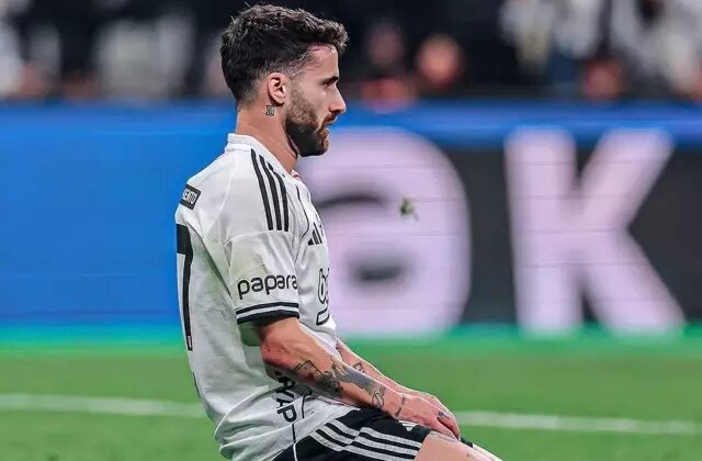 Beşiktaş’ta Rafa Silva kararı