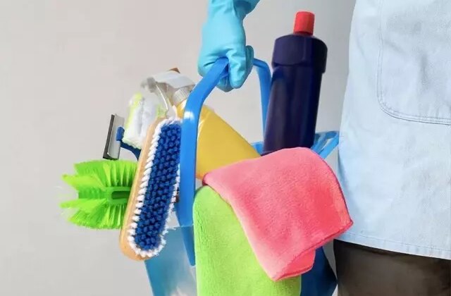 Birçok evde kullanılan temizlik ürünün satışı yasaklandı, toplatılıyor