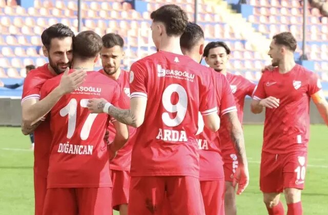 Boluspor yönetiminden futbolcuların “hareketsiz” protestosuna tepki