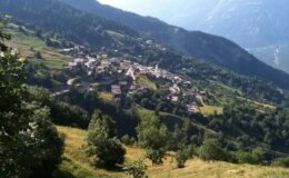 Bu köye taşınanlara 1 milyon lira veriyorlar