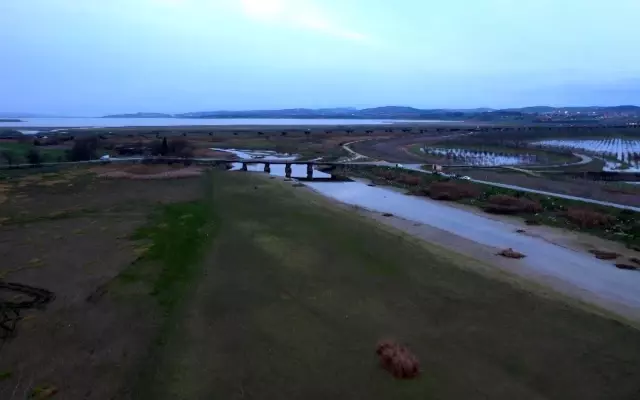 Büyükçekmece gölünde su azalıyor