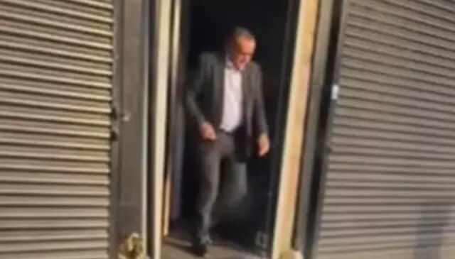 Cezaevi müdürü genelevden çıkarken yakalandı