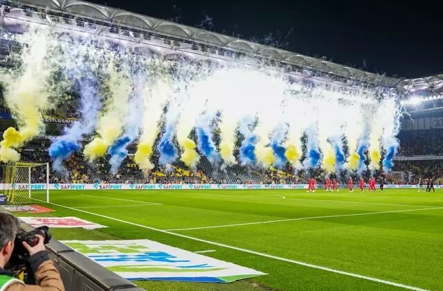 Chobani Stadyumu, pazar günü bir derbiye daha ev sahipliği yapacak