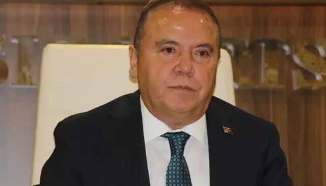 CHP’nin cezaevindeki belediye başkanı, acilen hastaneye kaldırıldı