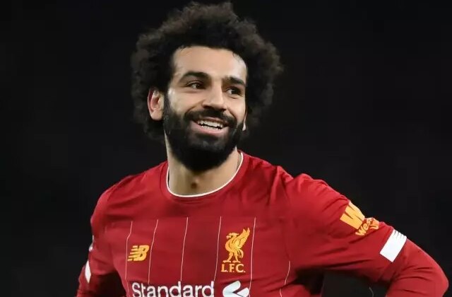 Çılgın teklif! Milli yıldızımız Mohamed Salah’ın tahtına oturuyor