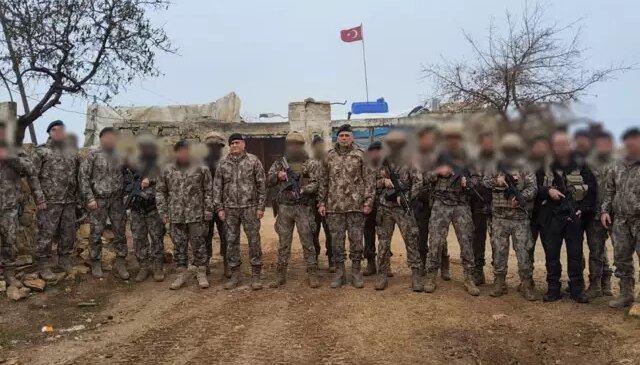 Dikkat çeken ziyaret! Özel Harekat Başkanı sınır ötesinde