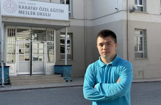 Down sendromlu Harun Efe, yetenekleriyle öğretmenlerinin gururu oldu
