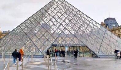 Dünyaca ünlü müzenin başına gelmeyen kalmadı