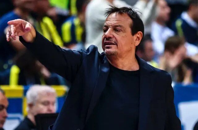 Ergin Ataman’dan olay sözler: 10 bin eğitimsiz Fenerbahçe taraftarı