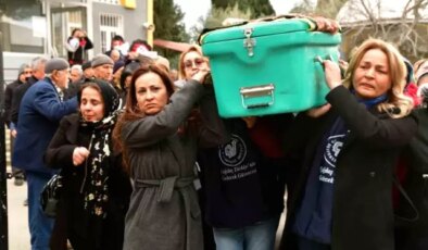 Eşi tarafından öldürülen Kadriye Köken’i son yolculuğuna kadınlar uğurladı