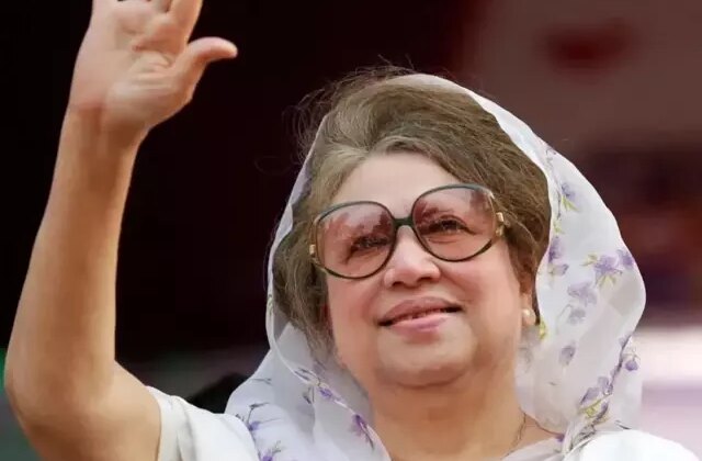 Eski Bangladeş Başbakanı Ziya 80 yaşında hayatını kaybetti