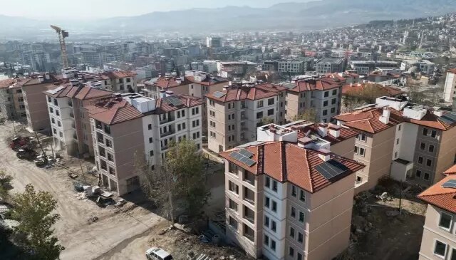 Eski mahalleler yerinde dönüşümle ayağa kalkıyor: Örnek daireler ortaya çıktı