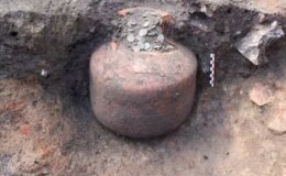 Ev değil gizli bir banka! Arkeolojik kazılarda 90 kilo para bulundu