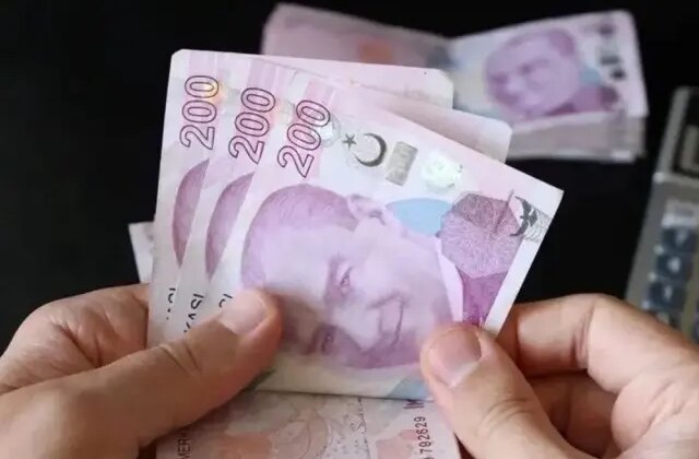 Faiz oranlarında 2,5 yıl sonra bir ilk