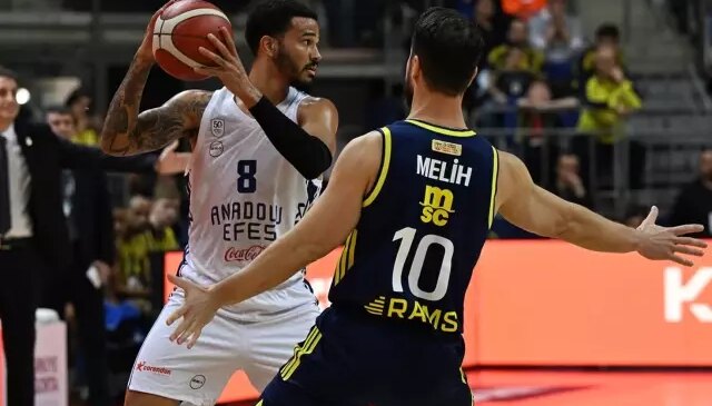 Fenerbahçe Beko, Anadolu Efes’i uzatmalarda devirdi