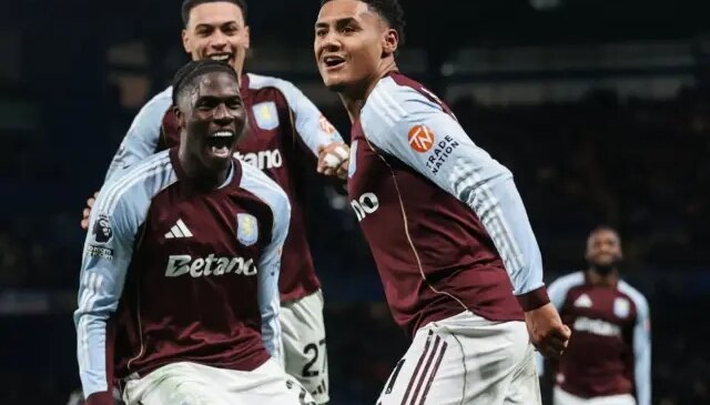 Fenerbahçe’nin rakibi Aston Villa, Chelsea’yi geriye düştüğü maçta deplasmanda yıktı