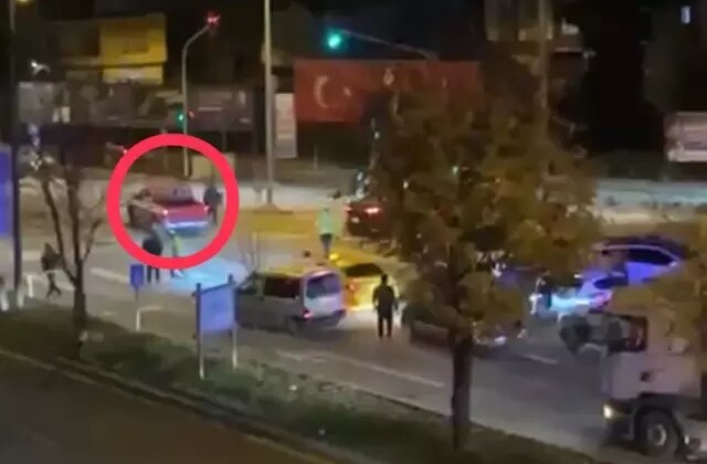 Film gibi kovalamaca! Polis, “dur” ihtarına uymayan kamyoneti böyle durdurdu