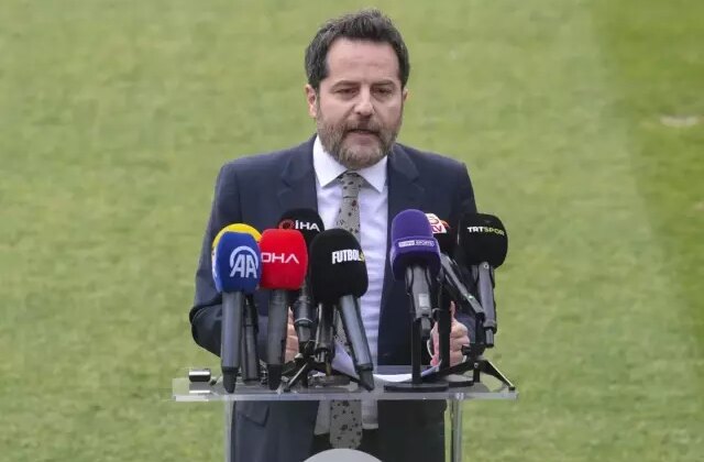 Futbolda bahis soruşturmasında aralarında Erden Timur’un da olduğu zanlıların emniyet işlemleri sürüyor